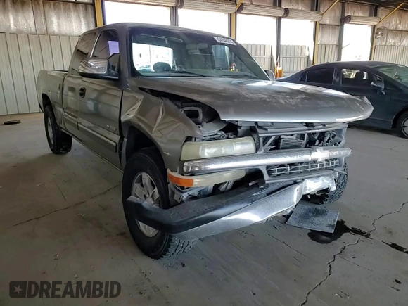 2000 Chevrolet Silverado 1500 with VIN 2GCEC19V8Y1176554, listed as a Copart auction lot 84946274 with 226,519 mi miles and Clean Title. Bid and sale history available at carsss.com. Image 11.