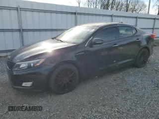2015 Kia Optima EX with VIN 5XXGN4A77FG455101, listed as a Copart auction lot 45571055 with 211,941 mi miles and Salvage Title. Bid and sale history available at carsss.com. Image 1.