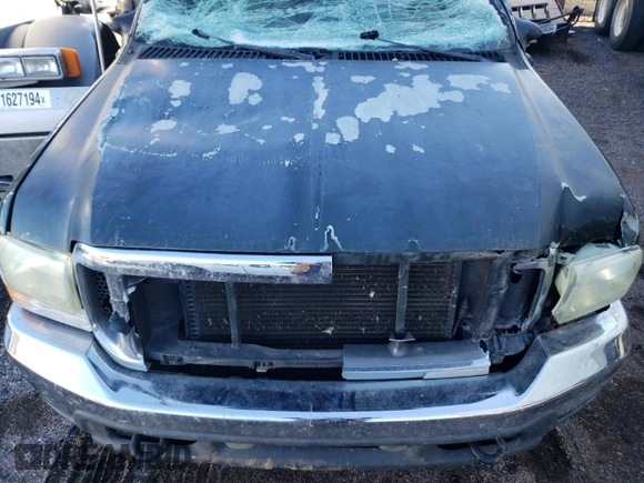 2002 Ford F-350 XL z VIN 1FTWW33F12EA47344, wystawiony jako Copart lot #81088084 z przebiegiem Nie podano mil oraz Szkoda całkowita • Salvage title. Historia ofert i sprzedaży dostępna na DreamBid. Obrazek 12.