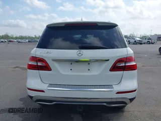 2015 Mercedes-Benz M 350 with VIN 4JGDA5JB8FA462476, listed as a IAAI auction lot 41901008 with 55,619 mi miles and . Bid and sale history available at DreamBid. Image 16.
