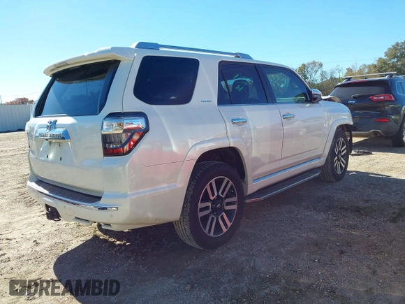 2014 Toyota 4Runner SR5 with VIN JTEZU5JR7E5082045, listed as a IAAI auction lot 41072781 with 149,510 mi miles and . Bid and sale history available at DreamBid. Image 4.
