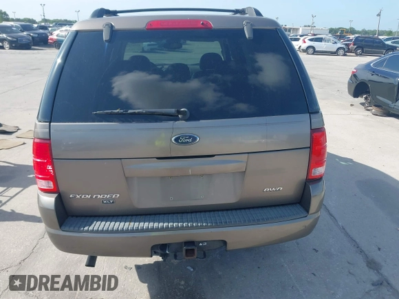 2004 Ford Explorer z VIN 1FMZU83E24UB48730, wystawiony jako IAAI lot #42007438 z przebiegiem 166 246 mil mil oraz . Historia ofert i sprzedaży dostępna na DreamBid. Obrazek 16.
