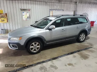 2010 Volvo XC70 3.2L z VIN YV4960BZ1A1079740, wystawiony jako Copart lot #61943605 z przebiegiem 170 398 mil mil oraz Szkoda całkowita • Salvage title. Historia ofert i sprzedaży dostępna na DreamBid. Obrazek 1.