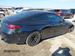 2024 Mercedes-Benz CLE 53 AMG z VIN W1KMJ6CB2RF038425, wystawiony jako IAAI lot #41271189 z przebiegiem 2 721 mil mil oraz . Historia ofert i sprzedaży dostępna na DreamBid. Obrazek 4.