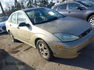 2001 Ford Focus SE with VIN 1FAFP34P71W313484, listed as a IAAI auction lot 41740406 with 141,385 mi miles and . Bid and sale history available at carsss.com. Image 1.