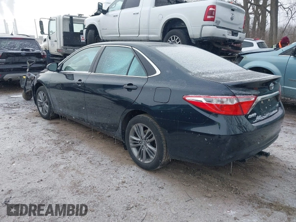 2017 Toyota Camry XLE z VIN 4T1BF1FK8HU385300, wystawiony jako IAAI lot #41088486 z przebiegiem 96 333 mil mil oraz . Historia ofert i sprzedaży dostępna na DreamBid. Obrazek 3.