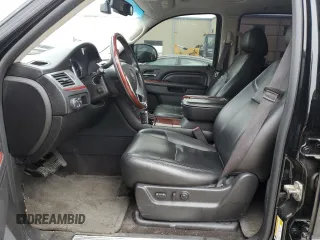 2013 Cadillac Escalade Premium with VIN 1GYS4CEF3DR150711, listed as a Copart auction lot 44190145 with 105,547 mi miles and Clean Title. Bid and sale history available at carsss.com. Image 7.