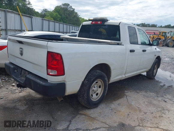 2020 Ram 1500 Tradesman z VIN 1C6RR6FT4LS148072, wystawiony jako IAAI lot #42041064 z przebiegiem 104 886 mil mil oraz . Historia ofert i sprzedaży dostępna na DreamBid. Obrazek 4.