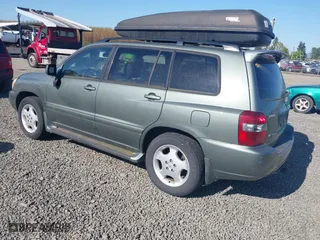 2006 Toyota Highlander w/3rd Row with VIN JTEEP21A760139373, listed as a IAAI auction lot 42001470 with 235,899 mi miles. Bid and sale history available at carsss.com. Image 3.