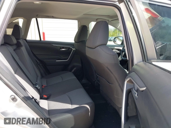 2025 Toyota RAV4 XLE with VIN 2T3W1RFVXSC309764, listed as a IAAI auction lot 41866773 with 4,641 mi miles. Bid and sale history available at carsss.com. Image 8.