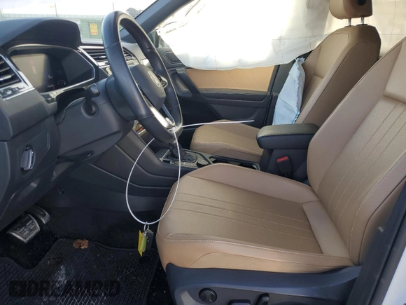 2022 Volkswagen Tiguan SE R-Line Black with VIN 3VV8B7AX8NM071695, listed as a Copart auction lot 87423714 with 27,776 mi miles and Salvage Title. Bid and sale history available at DreamBid. Image 7.