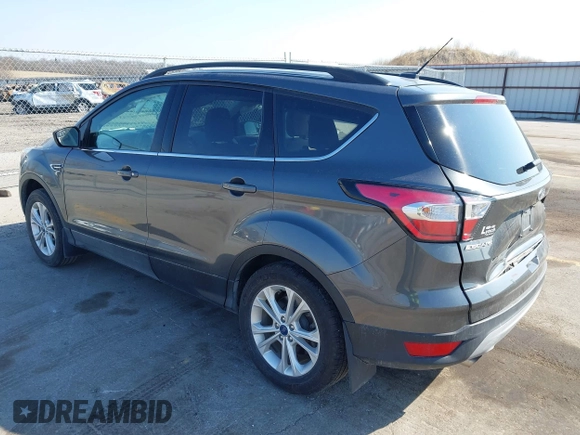 2018 Ford Escape SE z VIN 1FMCU9GD6JUD55937, wystawiony jako IAAI lot #41898592 z przebiegiem 37 800 mil mil oraz . Historia ofert i sprzedaży dostępna na DreamBid. Obrazek 3.