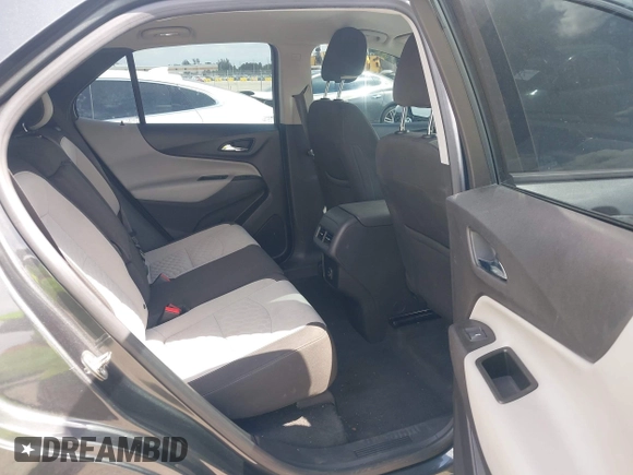 2019 Chevrolet Equinox LS with VIN 3GNAXHEV6KS653809, listed as a IAAI auction lot 41963115 with 127,724 mi miles. Bid and sale history available at carsss.com. Image 8.