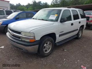 2003 Chevrolet Tahoe LT with VIN 1GNEC13Z13J230763, listed as a IAAI auction lot 42028002 with 201,448 mi miles. Bid and sale history available at carsss.com. Image 2.