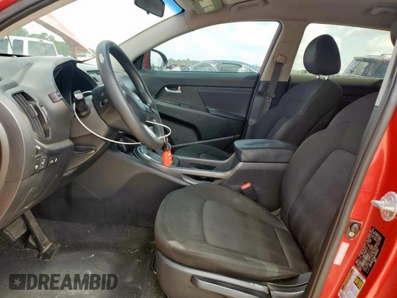 2011 Kia Sportage LX z VIN KNDPB3A28B7052948, wystawiony jako Copart lot #61052775 z przebiegiem 162 633 mil mil oraz Czysty tytuł • Clean title. Historia ofert i sprzedaży dostępna na DreamBid. Obrazek 7.