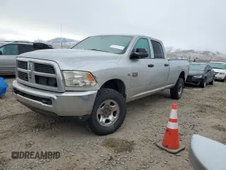 2012 Ram 2500 ST with VIN 3C6UD5HL7CG334115, listed as a Copart auction lot 44383305 with 131,830 mi miles and Salvage Title. Bid and sale history available at carsss.com. Image 1.