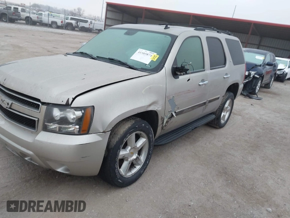 2007 Chevrolet Tahoe LTZ z VIN 1GNFK13037J332824, wystawiony jako IAAI lot #41505874 z przebiegiem 219 823 mil mil oraz . Historia ofert i sprzedaży dostępna na DreamBid. Obrazek 17.