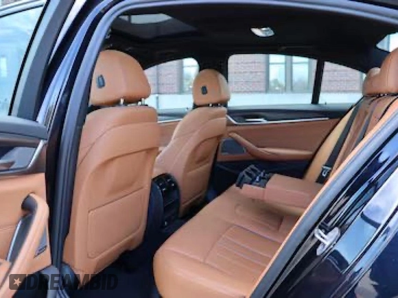 2022 BMW 5 Series 530i xDrive with VIN WBA13BJ01NWX536XX, listed as a Copart auction lot 55261825 with 16,417 mi miles and Clean Title. Bid and sale history available at carsss.com. Image 6.