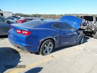 2021 Chevrolet Camaro 1LS z VIN 1G1FB1RX3M0128032, wystawiony jako IAAI lot #41050713 z przebiegiem 58 255 mil mil oraz . Historia ofert i sprzedaży dostępna na DreamBid. Obrazek 4.
