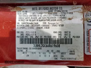 2010 Lincoln MKZ z VIN 3LNHL2GC6AR619608, wystawiony jako Copart lot #59048425 z przebiegiem 121 714 mil mil oraz Czysty tytuł • Clean title. Historia ofert i sprzedaży dostępna na DreamBid. Obrazek 12.