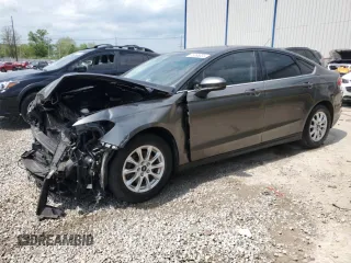 2016 Ford Fusion S z VIN 3FA6P0G76GR353187, wystawiony jako Copart lot #55065835 z przebiegiem 230 606 mil mil oraz Nie do naprawy. Historia ofert i sprzedaży dostępna na DreamBid. Obrazek 1.