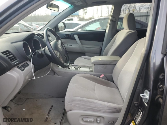 2009 Toyota Highlander with VIN JTEDS41A992088442, listed as a Copart auction lot 45855735 with 209,785 mi miles and Salvage Title. Bid and sale history available at carsss.com. Image 7.