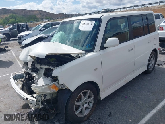 2006 Scion xB z VIN JTLKT324764044312, wystawiony jako IAAI lot #42183613 z przebiegiem 249 038 mil mil oraz . Historia ofert i sprzedaży dostępna na DreamBid. Obrazek 2.