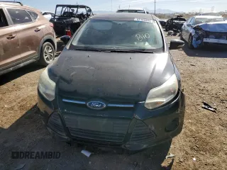 2014 Ford Focus SE with VIN 1FADP3K25EL162361, listed as a Copart auction lot 82168994 with Not Provided miles and Salvage Title. Bid and sale history available at carsss.com. Image 5.