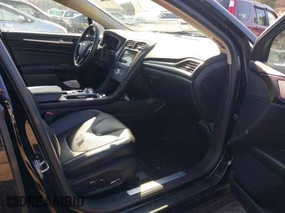 2017 Ford Fusion Titanium with VIN 3FA6P0K91HR124636, listed as a IAAI auction lot 41825469 with 47,889 mi miles. Bid and sale history available at carsss.com. Image 5.