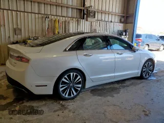 2017 Lincoln MKZ Hybrid Reserve with VIN 3LN6L5MU8HR665831, listed as a Copart auction lot 60562735 with 154,693 mi miles and Clean title. Bid and sale history available at DreamBid. Image 3.