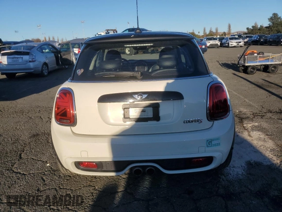 2018 MINI Hardtop Cooper S with VIN WMWXP7C59J2A47236, listed as a Copart auction lot 82917104 with 69,195 mi miles and Salvage Title. Bid and sale history available at DreamBid. Image 6.