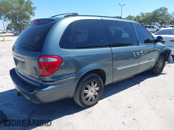 2007 Chrysler Town & Country Touring with VIN 2A4GP54LX7R183977, listed as a IAAI auction lot 42049186 with Not Provided miles and . Bid and sale history available at DreamBid. Image 4.