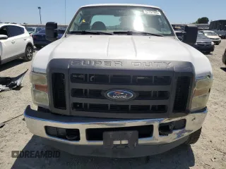 2008 Ford F-250 XL with VIN 1FTSX21598EE58662, listed as a Copart auction lot 57767305 with 137,970 mi miles and Salvage title. Bid and sale history available at DreamBid. Image 5.