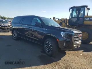 2022 GMC Yukon XL AT4 with VIN 1GKS2HKL9NR286379, listed as a Copart auction lot 70381224 with Not Provided miles and Salvage Title. Bid and sale history available at carsss.com. Image 4.