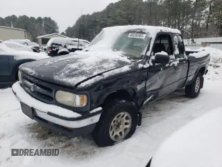 1996 Mazda B-Series Truck LE z VIN 4F4DR17X0TTM07391, wystawiony jako Copart lot #88200565 z przebiegiem 223 471 mil mil oraz Szkoda całkowita • Salvage title. Historia ofert i sprzedaży dostępna na DreamBid. Obrazek 1.