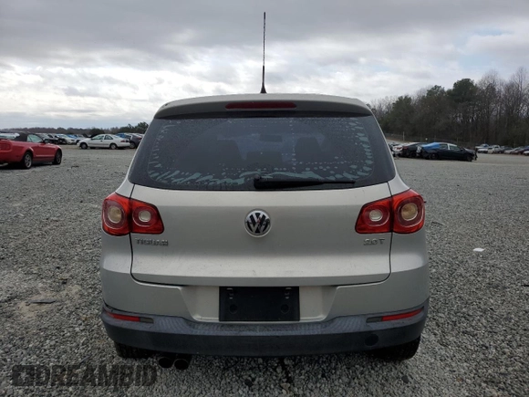 2010 Volkswagen Tiguan S with VIN WVGAV7AX6AW520952, listed as a Copart auction lot 47856855 with 119,822 mi miles and Salvage title. Bid and sale history available at DreamBid. Image 6.