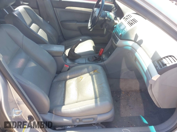 2005 Acura TSX with VIN JH4CL96825C029218, listed as a IAAI auction lot 42320655 with 253,150 mi miles and . Bid and sale history available at DreamBid. Image 5.