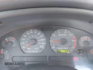 2001 Ford Mustang Standard with VIN 1FAFP40471F153561, listed as a IAAI auction lot 41650428 with 170,886 mi miles. Bid and sale history available at carsss.com. Image 7.