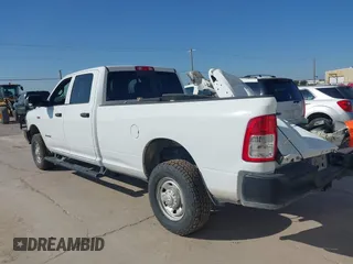 2022 Ram 2500 Tradesman with VIN 3C6UR5HJ6NG251522, listed as a IAAI auction lot 40350276 with 31,332 mi miles. Bid and sale history available at carsss.com. Image 3.