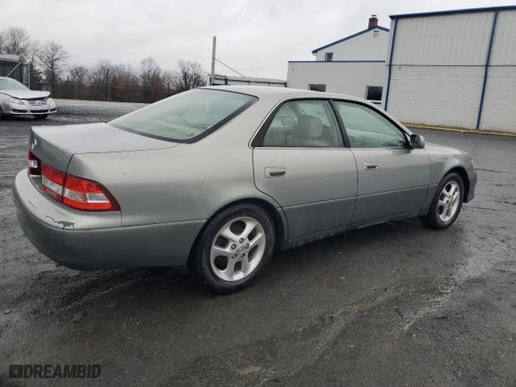 2001 Lexus ES 300 with VIN JT8BF28G410294569, listed as a Copart auction lot 84682434 with 74,455 mi miles and Clean Title. Bid and sale history available at carsss.com. Image 3.