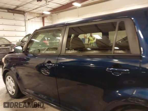 2008 Scion xB with VIN JTLKE50EX81030605, listed as a IAAI auction lot 41975788 with 195,260 mi miles. Bid and sale history available at carsss.com. Image 14.