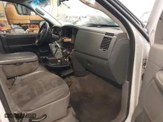 2006 Dodge Ram 1500 SLT with VIN 1D7HU18N76S662707, listed as a IAAI auction lot 41166938 with 260,186 mi miles. Bid and sale history available at carsss.com. Image 5.