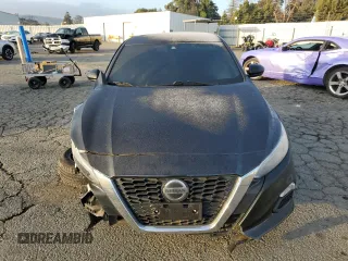 2022 Nissan Altima SV z VIN 1N4BL4DV4NN359610, wystawiony jako Copart lot #44617245 z przebiegiem 57 087 mil mil oraz Czysty tytuł • Clean title. Historia ofert i sprzedaży dostępna na DreamBid. Obrazek 5.