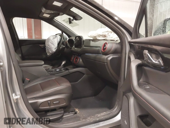 2024 Chevrolet Blazer RS with VIN 3GNKBKRS7RS133533, listed as a IAAI auction lot 42130846 with 33,488 mi miles and . Bid and sale history available at DreamBid. Image 5.