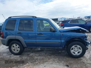 2005 Jeep Liberty Sport with VIN 1J4GL48K45W599048, listed as a IAAI auction lot 41603457 with 107,781 mi miles. Bid and sale history available at carsss.com. Image 14.