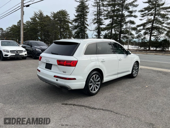 2018 Audi Q7 Premium Plus with VIN WA1LAAF70JD019690, listed as a Copart auction lot 49583775 with 127,047 mi miles and Clean Title. Bid and sale history available at carsss.com. Image 4.