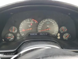 1998 Chevrolet Corvette z VIN 1G1YY22G7W5123221, wystawiony jako Copart lot #48003225 z przebiegiem 159 173 mil mil oraz Czysty tytuł • Clean title. Historia ofert i sprzedaży dostępna na DreamBid. Obrazek 9.