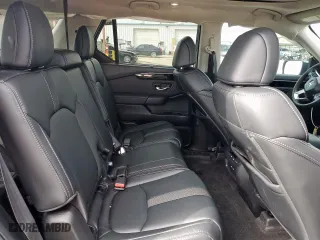 2025 Honda Pilot Touring with VIN 5FNYG2H78SB000571, listed as a Copart auction lot 45391595 with 6,916 mi miles and Salvage Title. Bid and sale history available at carsss.com. Image 11.