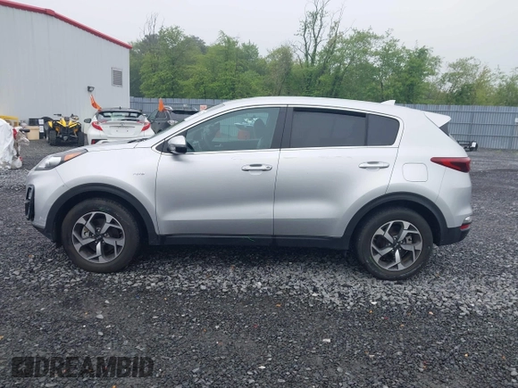 2021 Kia Sportage LX z VIN KNDPMCAC8M7915382, wystawiony jako IAAI lot #42265478 z przebiegiem 20 117 mil mil oraz . Historia ofert i sprzedaży dostępna na DreamBid. Obrazek 14.