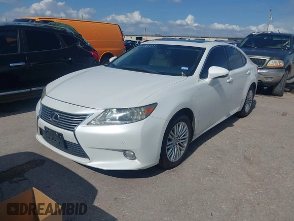 2013 Lexus ES 4dr Sdn with VIN JTHBK1GG7D2067019, listed as a IAAI auction lot 42088189 with 202,667 mi miles. Bid and sale history available at carsss.com. Image 17.